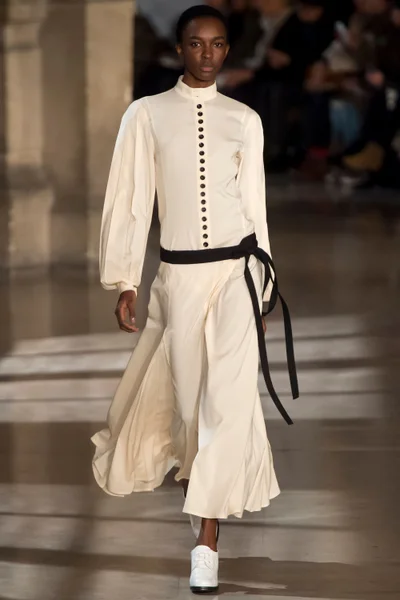 Look 8